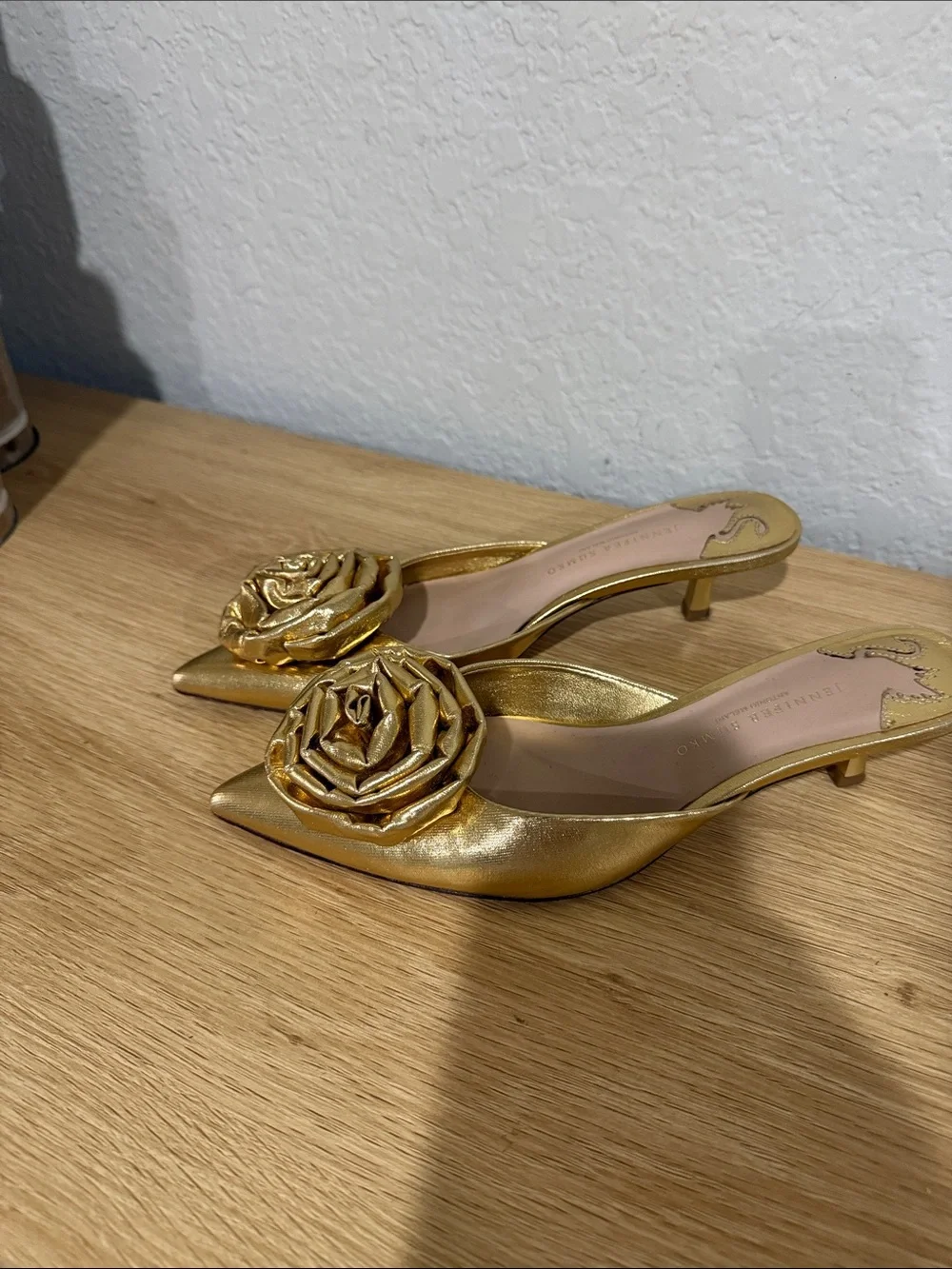 Jennifer Sumko Antonio Melani gold rose heel